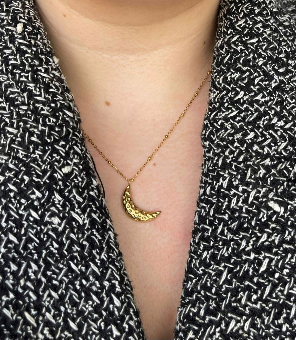 Collar Arraigo