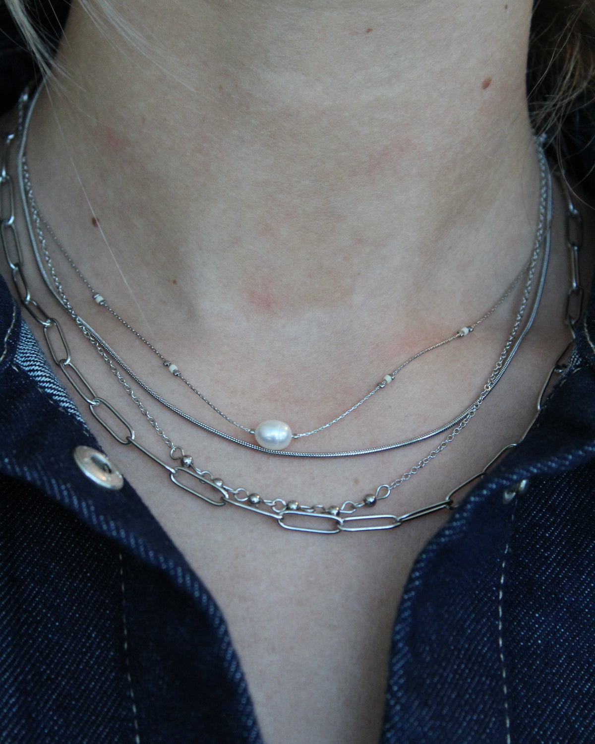 Collar Ceniza