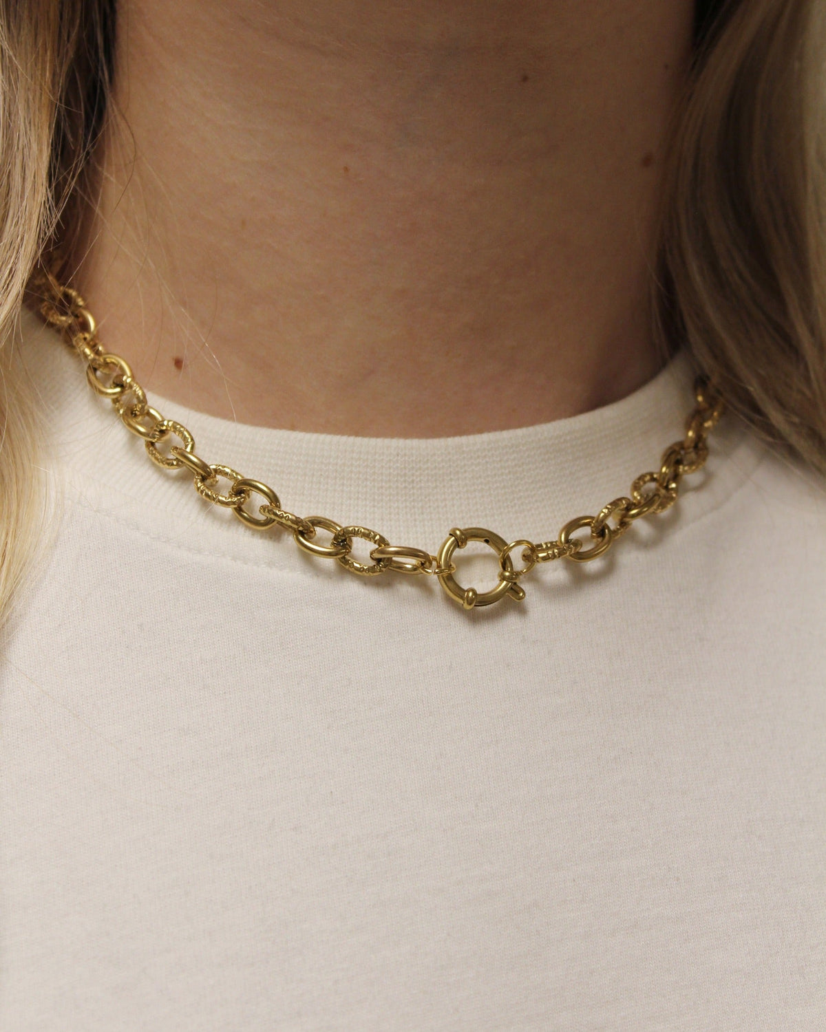 Collar Génesis de Bronce