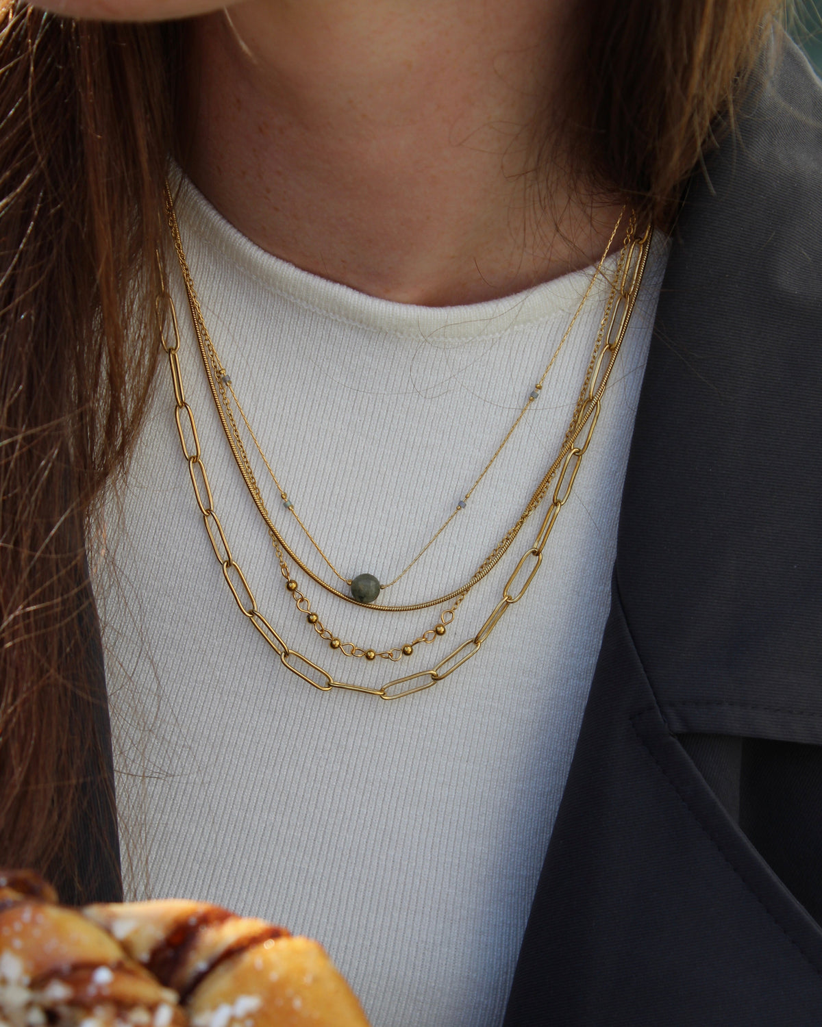 Collar Ceniza