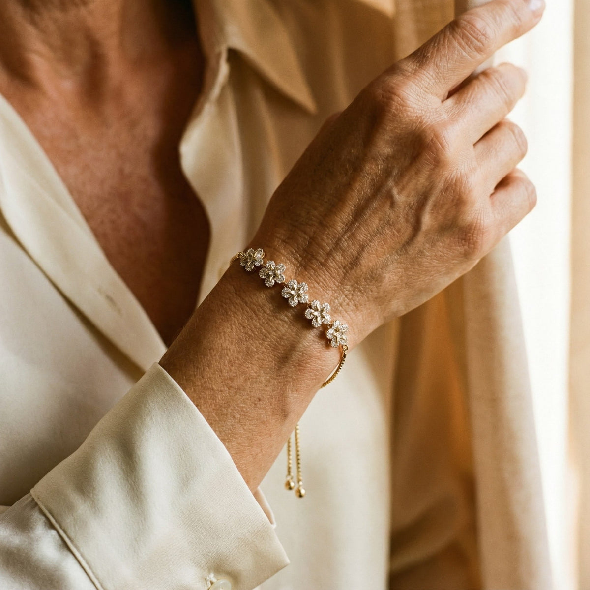 Pulsera Margarita Dorada