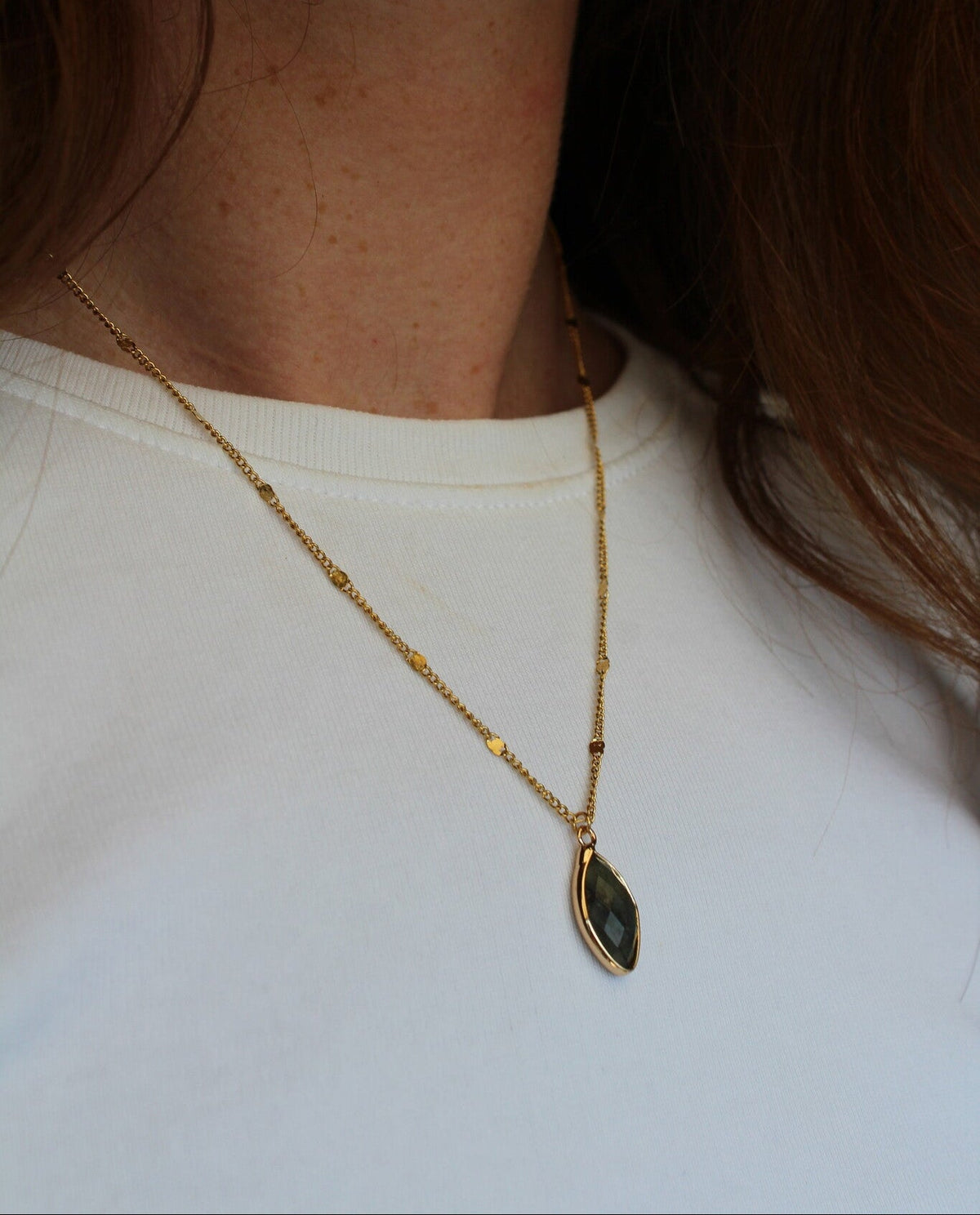 Collar Tierra