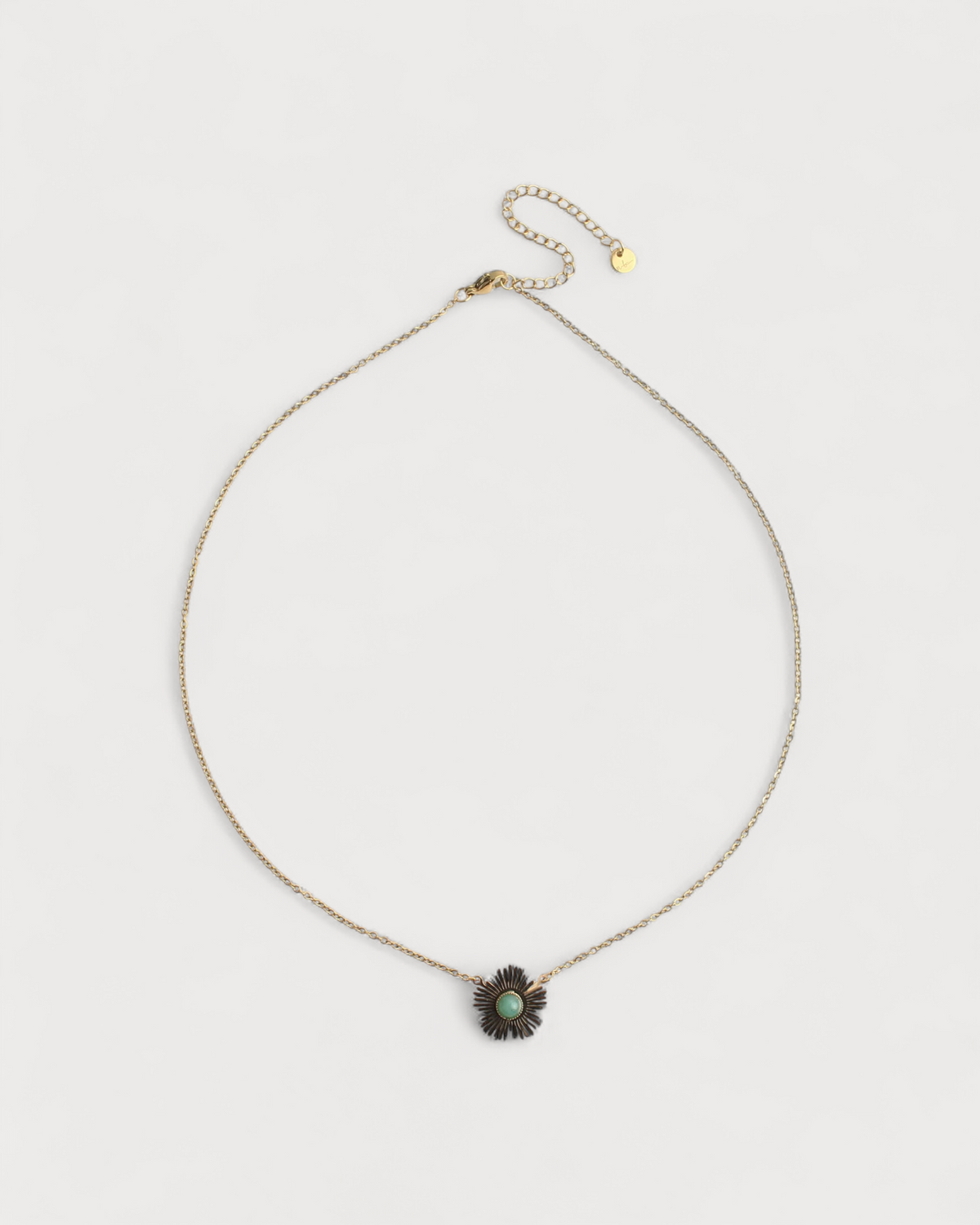 Collar Estela