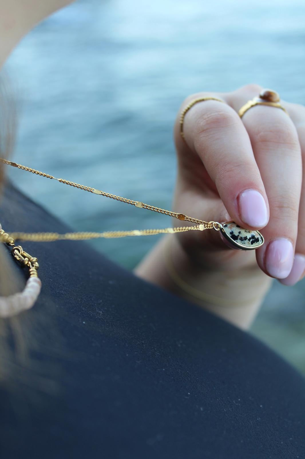 Collar Tierra